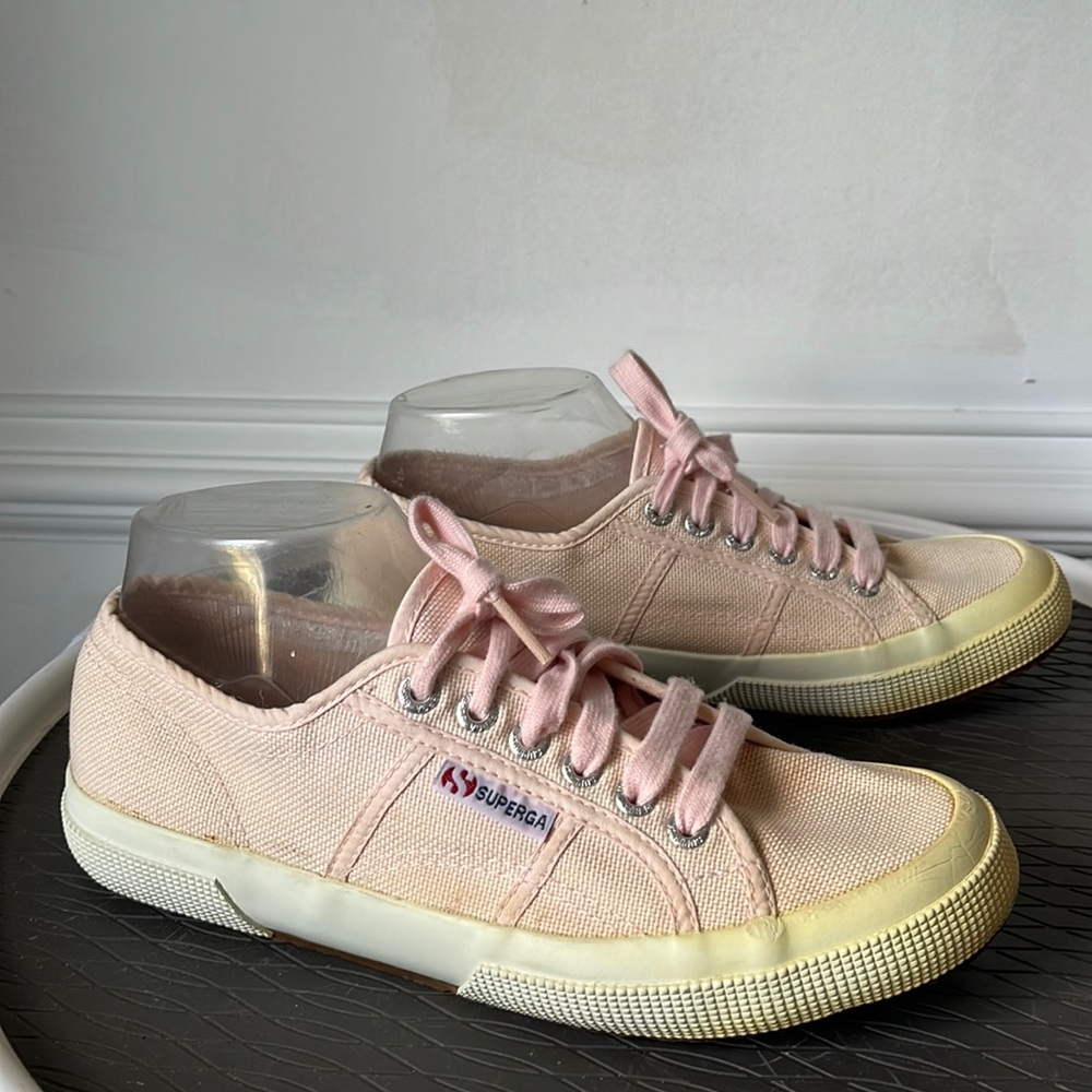 Superga Cotu Classic Sneakers  Women’s size 8 pink canvas